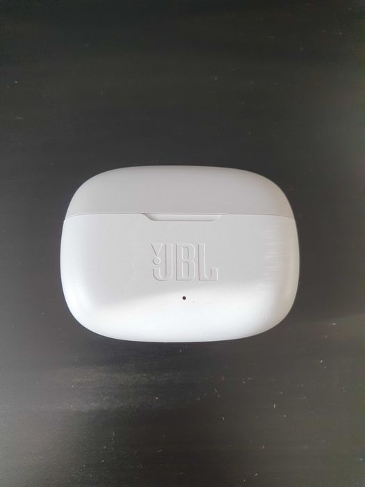 Продам Навушники JBL