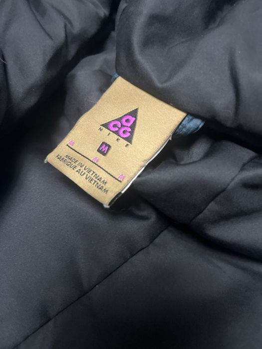 Курточка Nike Acg