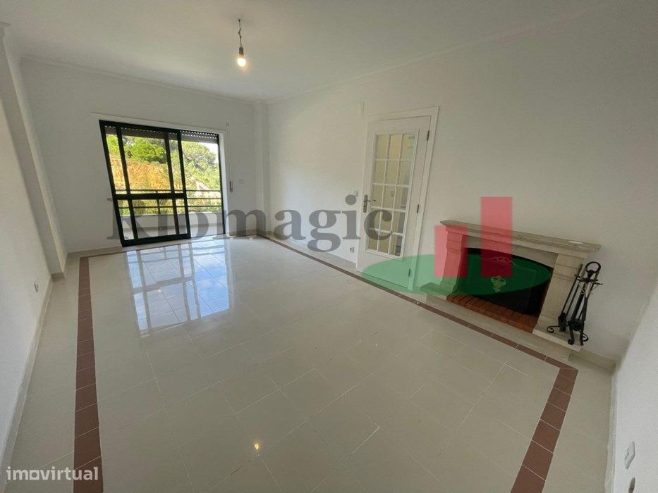 Apartamento T3 Totalmente Remodelado - Almada/Feijó — Laranjeiro E Feijó, Setúbal
