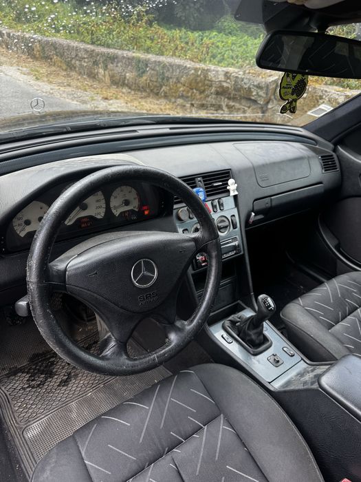 Mercedes c220 cdi sport foto 4