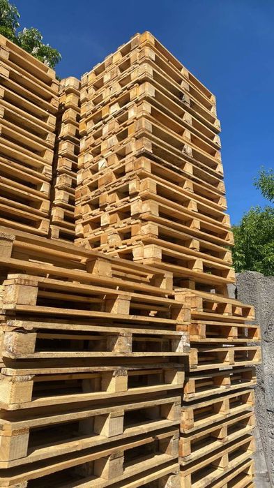 Скуповуємо деревяні піддони влюбій кількості.