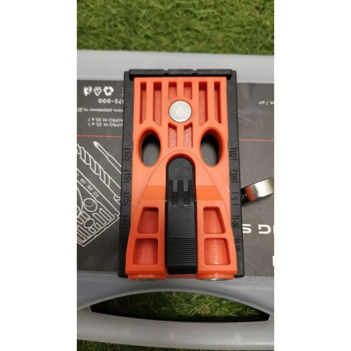 Комплект для з'єднання "косий шуруп" DNIPRO-M 35 в 1 (Уцінка)