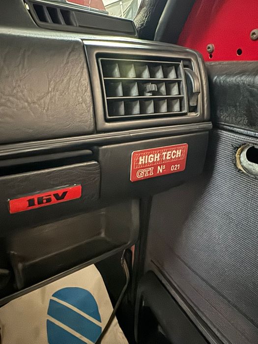 Vw Golf 1.8GTi 16v High Tech (versao numerada)
