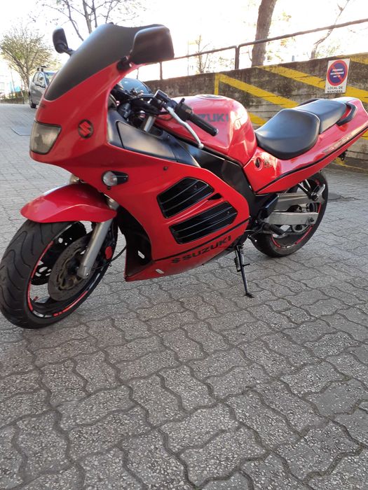 Suzuki rf 600r, (ler bem anúncio), PARA RECUPERAR OU PARA PEÇAS