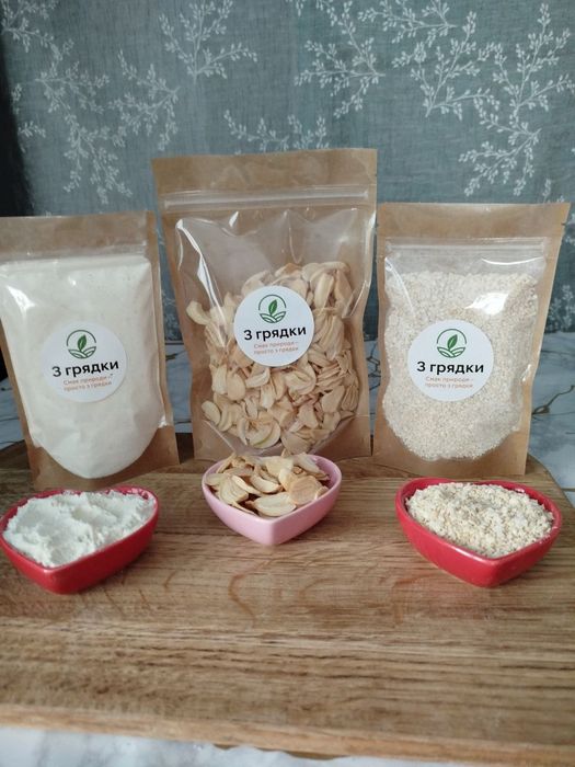 Сушений часник, спеція