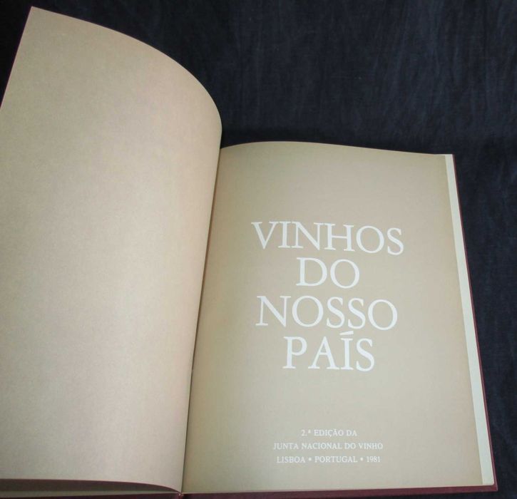 Livro Vinhos do Nosso País Bento de Carvalho, Lopes Correia