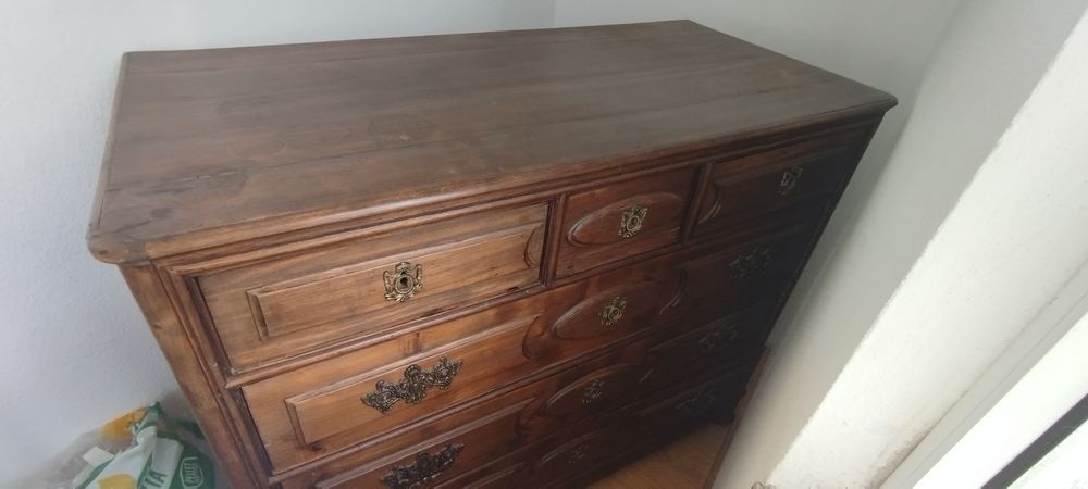 Cómoda antiga para venda