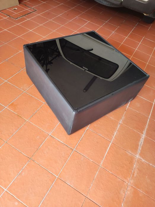 Mesa de centro, linhas modernas