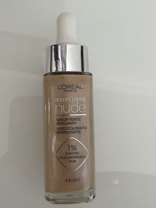 Тональний крем - сиворотка Loreal accord perfait nude serum teinte repulpant