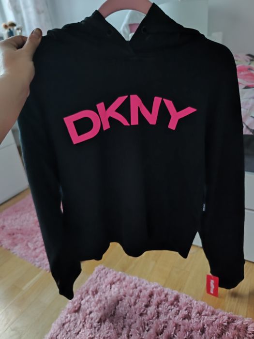 Bluza DKNY czarna sportowa napis fuksja oversize uni