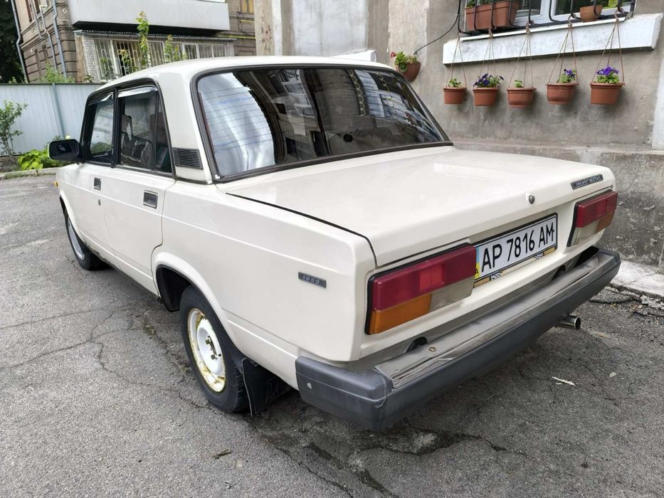 Продам ВАЗ 2107 карб.
