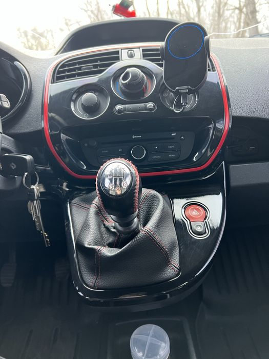 Продам Renault Kangoo 2 2013г