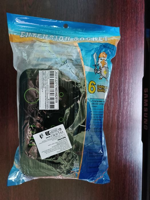 Подовжувач мережевий універсальний, який підтримує USB