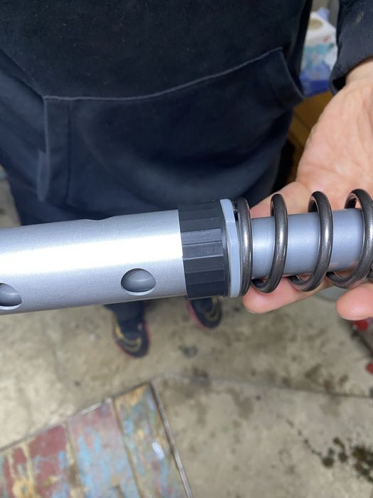 Упорне кільце на пружині (ктм)