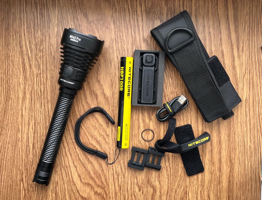 1300 метрів Дальнобійний ліхтар Nitecore MH40Pro + акумулятор 10000мАг
