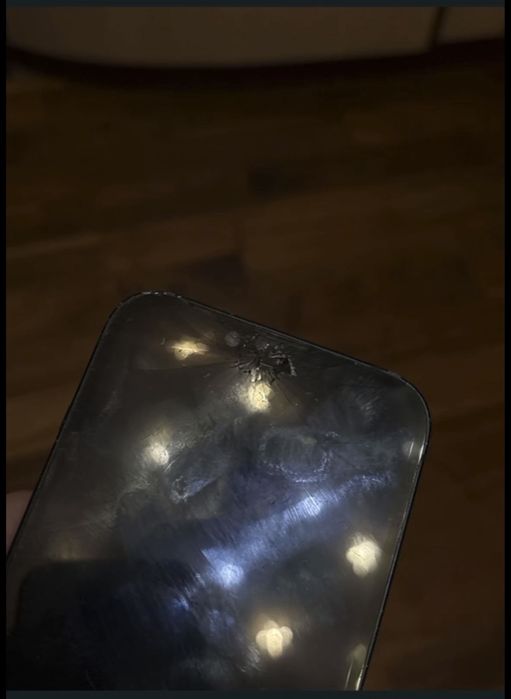 iPhone 14 читайте описание