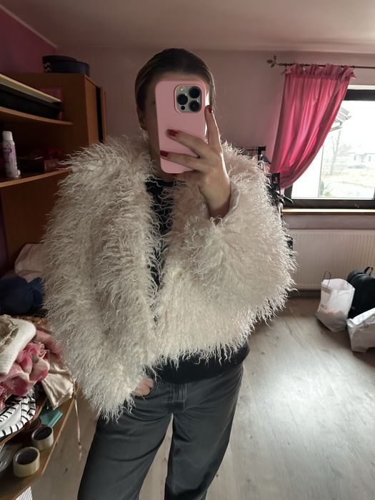 Damskie krótkie futerko kremowe 38 M, nowe