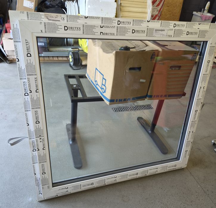 Okno Drutex Iglo5 antracyt 7016 / wew. białe   140x130cm