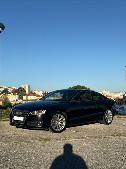AudiA5 com 205000km ano 2009 bom estado geral