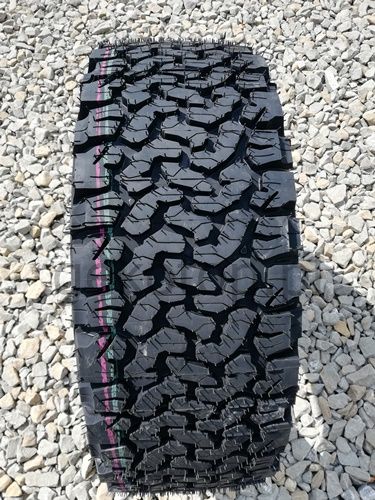 265/65 R17 A/T ROCK ALL TERRAIN Nowe bieżnikowane OPONY PETARDA Hit