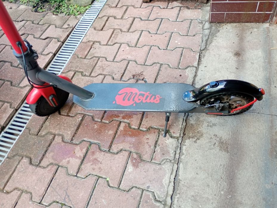 Sprzedam hulajnogę Motus