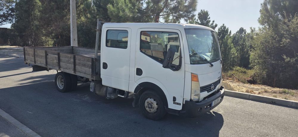 Nissan Cabstar - caixa aberta