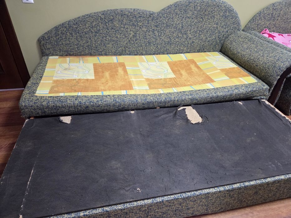 Продам диван 210×85 см.