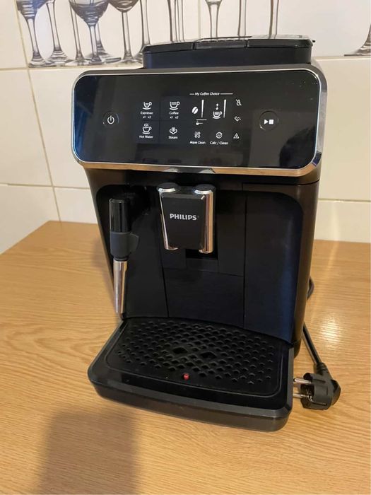 Кавомашина Б/В Philips Series 2200 Black