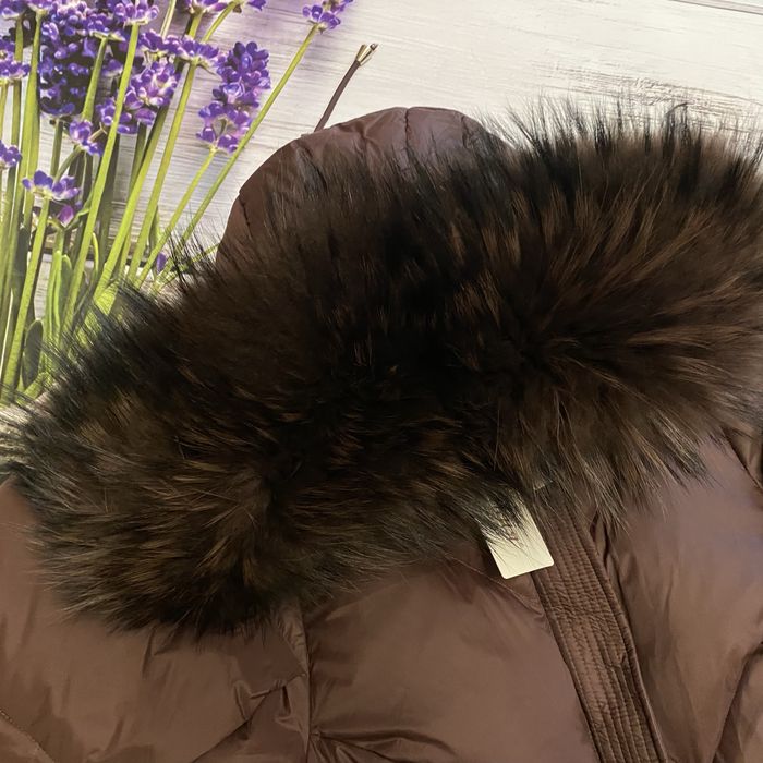 Женская куртка с капюшоном