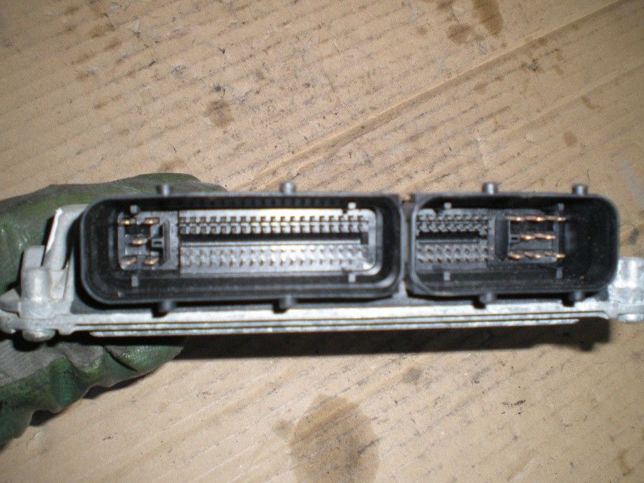 Centralina motor / ECU AUDI A4 (8D2, B5)