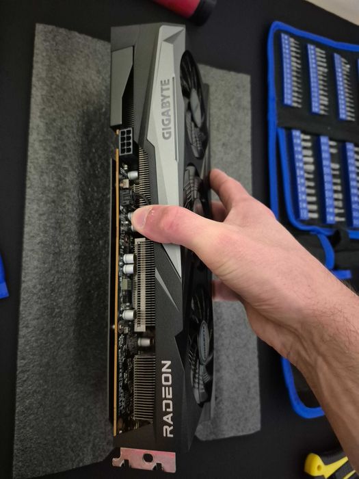 Radeon RX 7600 OC 8GB