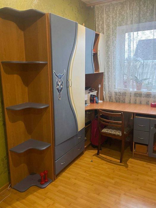 Комплект дитячих меблів