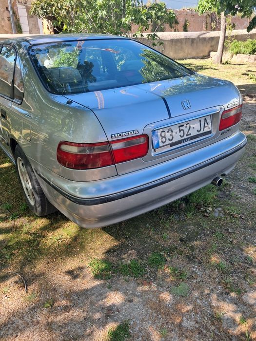 Vendo Honda accord 1.8 em boas condições para mais informações entre em contacto