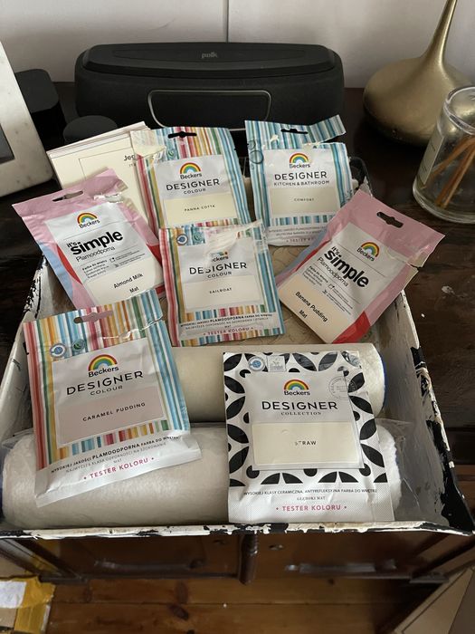 Oddam za darmo otwarte probki farby, korytko do malowania