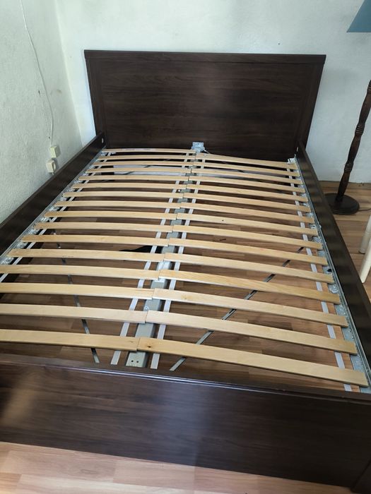 Cama e colchao usado