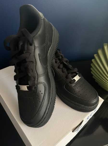 Buty Nike Air Force 1 Low '07 Black R.42
