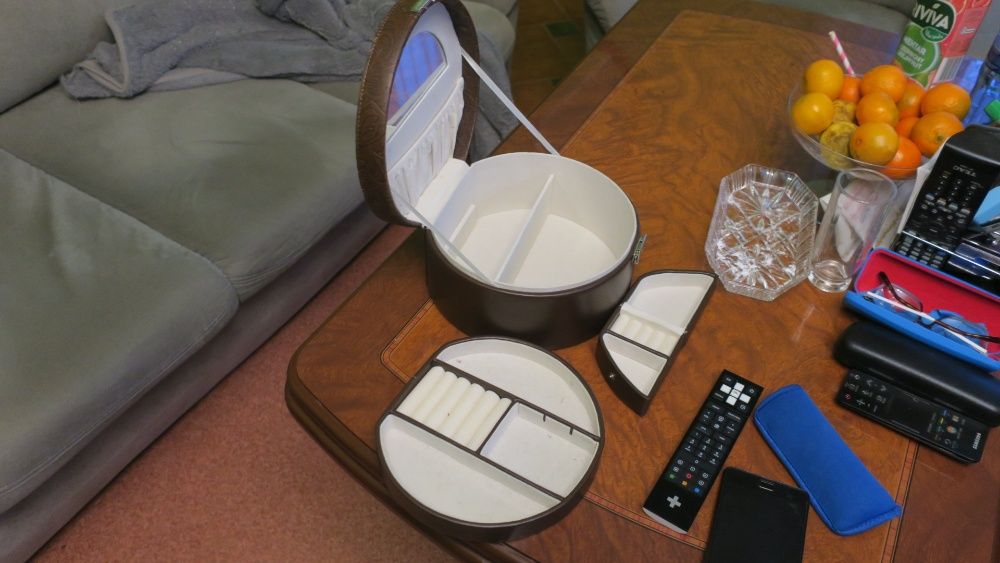 Pudełko na biżuterię