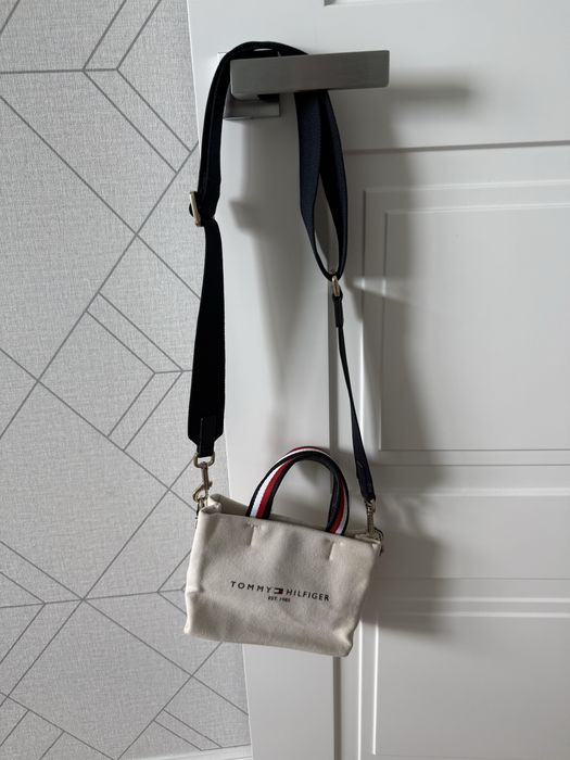 Сумка оригінальна, жіноча Tommy Hilfiger