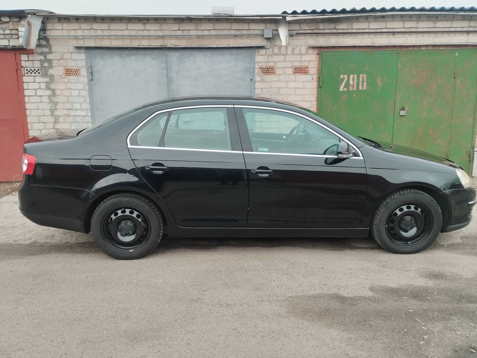 VolksWagen Jetta FSI 2.0 2006 р.в. 5800$ торг.