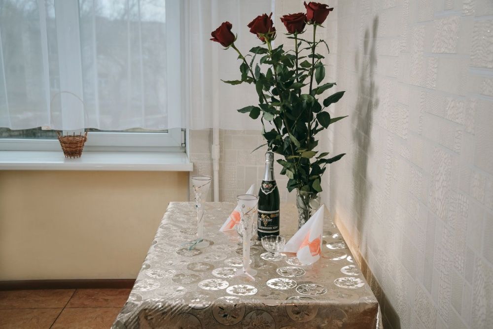 Простора однокімнатна квартира з кондиціонером. Вільна сьогодні.