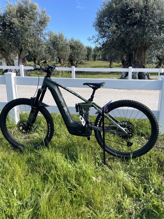 Cube Stereo hybrid  160