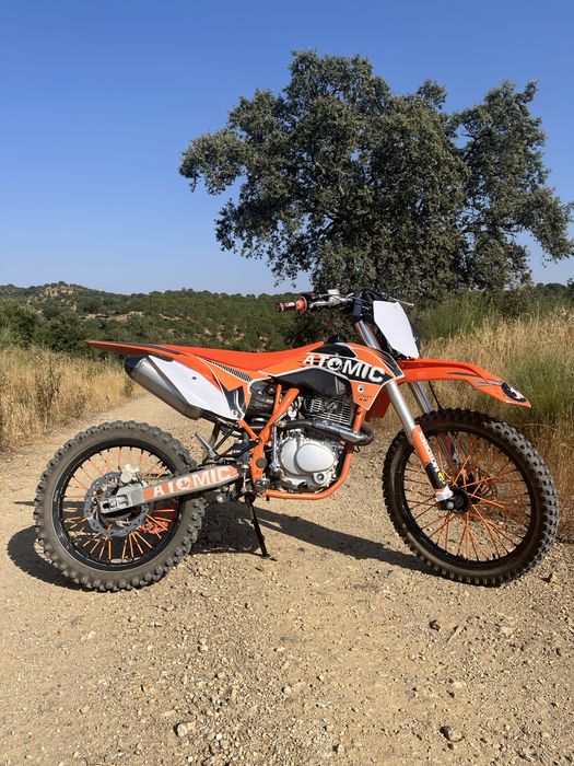 Mota Atomic 250cc
