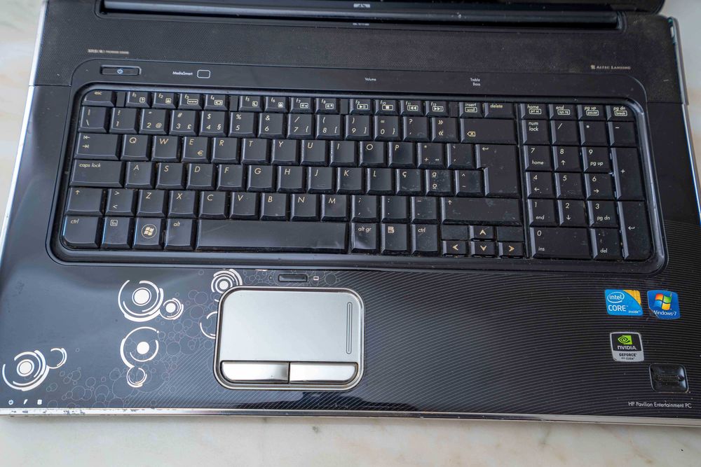 Computador HP pavllion dv 8