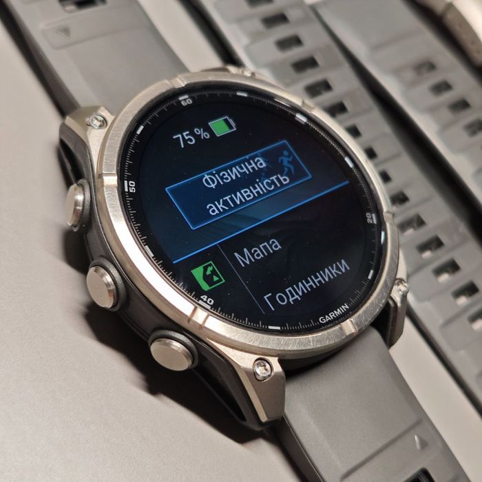 Garmin Fenix 8 – 47 mm AMOLED Sapphire Titanium