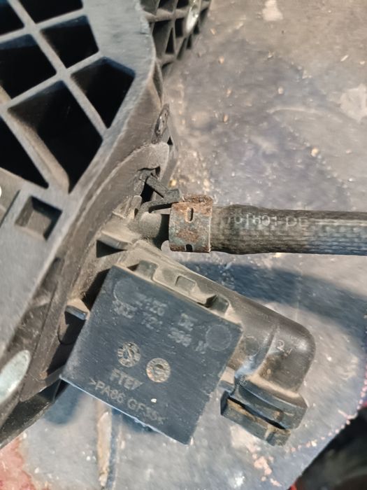 Педаль щеплення Сеат толедо 3