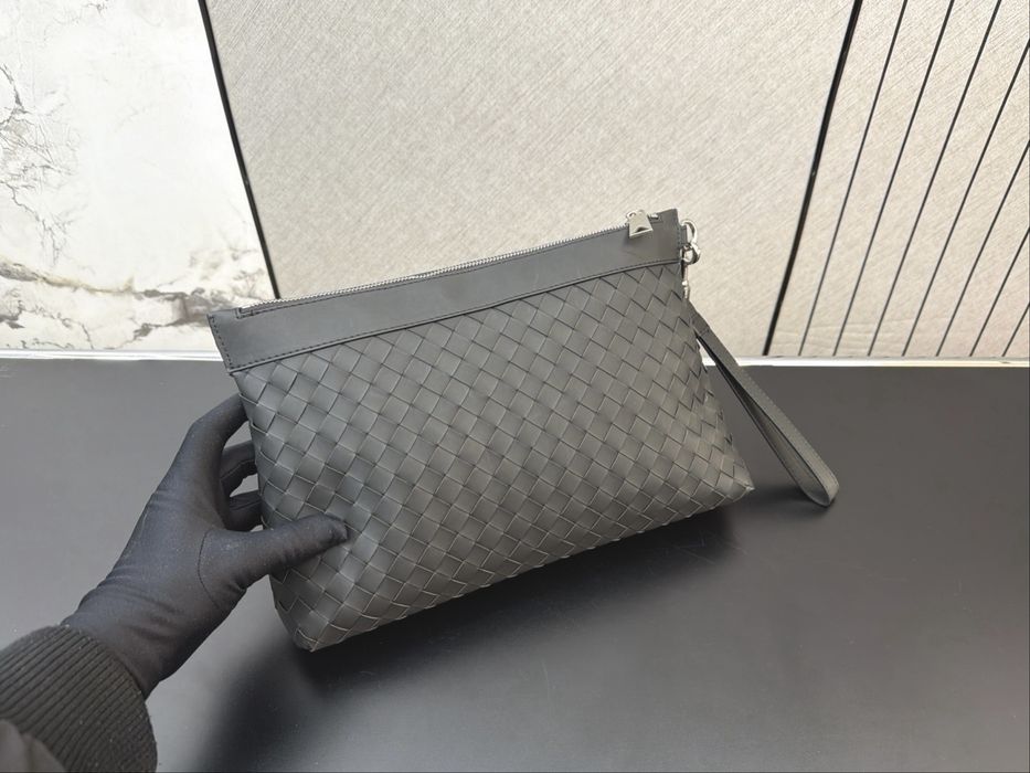 Мужская кожаная сумка клатч bottega veneta чоловіча сумка клатч ботега