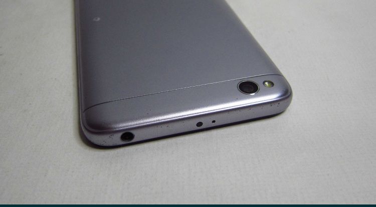 Readme 5 памʼять 16 сірого коляру