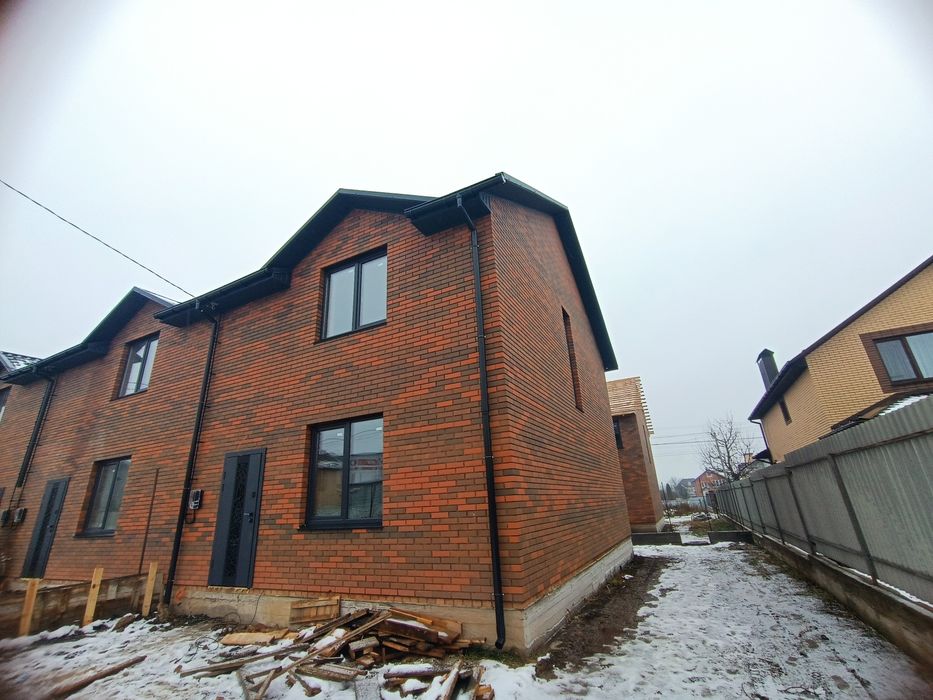 Продаж таунхауса 105 м2 на Немирівському шосе