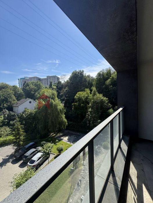Продаж двохкімнатна квартири  бізнес-класу Silver Flow (м. Львів)