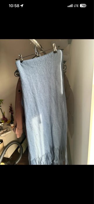 niebieski szalik Primark